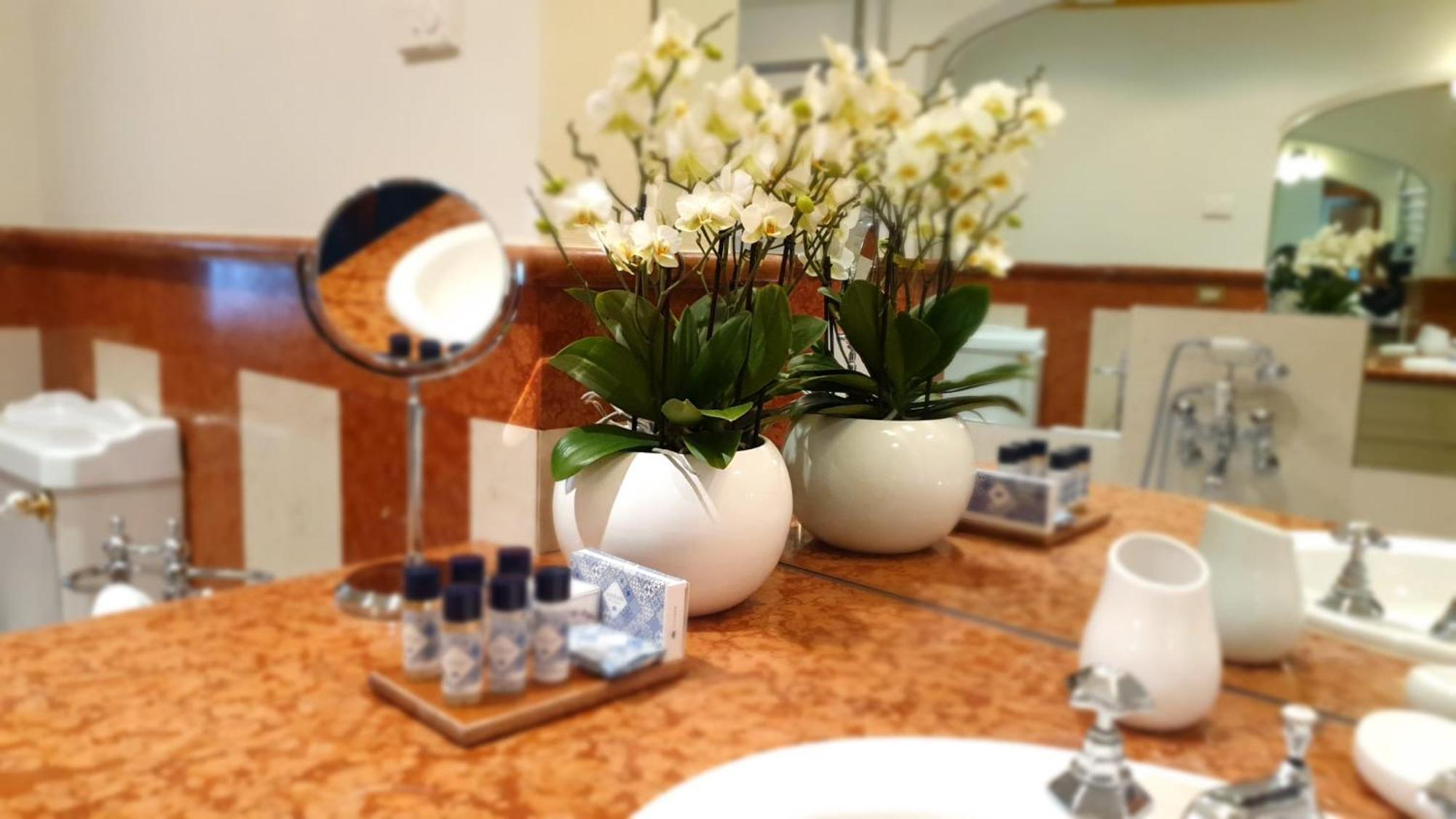 Resort Locanda San Verolo Boutique Hotel กอสเตร์มาโน ภายนอก รูปภาพ