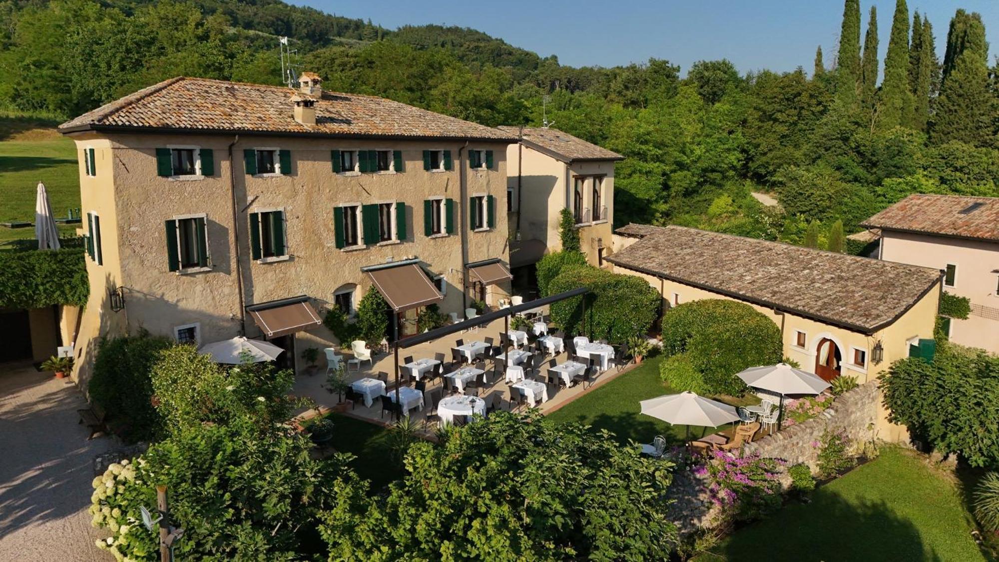 Resort Locanda San Verolo Boutique Hotel กอสเตร์มาโน ภายนอก รูปภาพ