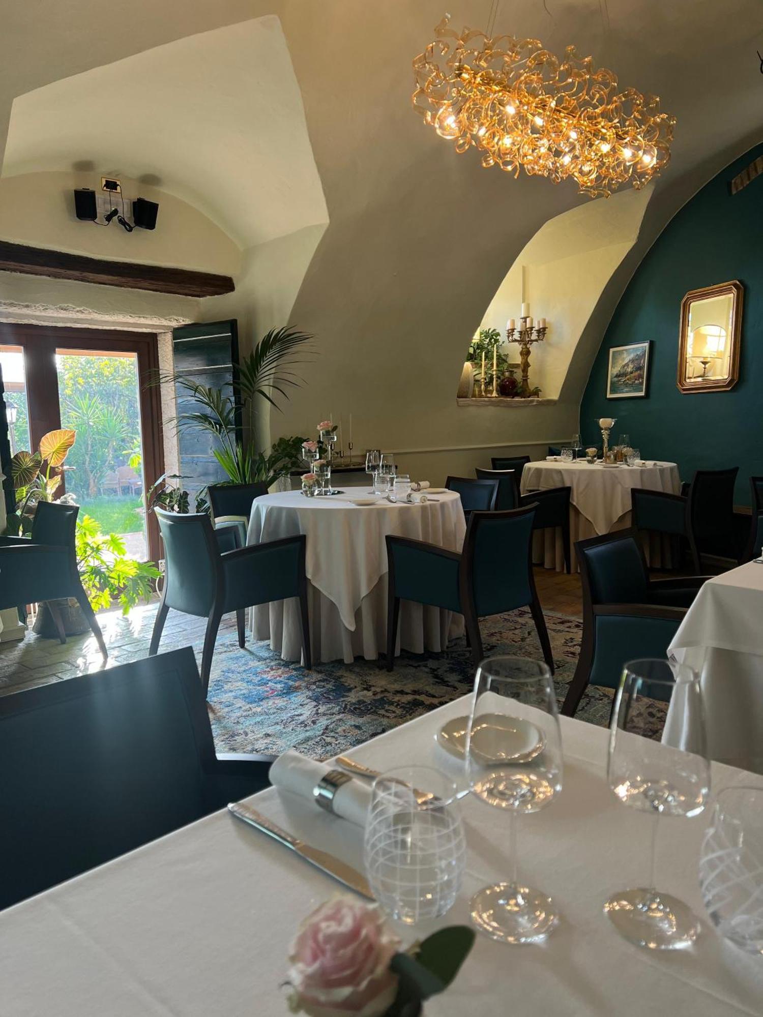 Resort Locanda San Verolo Boutique Hotel กอสเตร์มาโน ภายนอก รูปภาพ