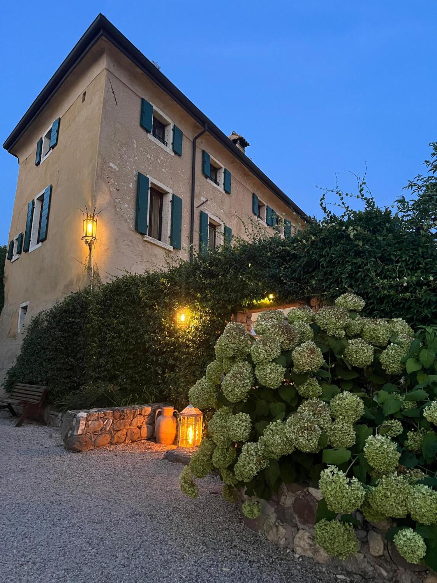 Resort Locanda San Verolo Boutique Hotel กอสเตร์มาโน ภายนอก รูปภาพ